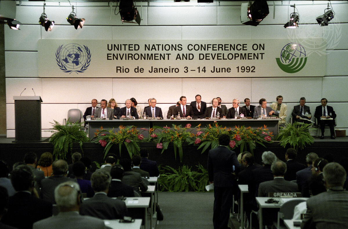 1992